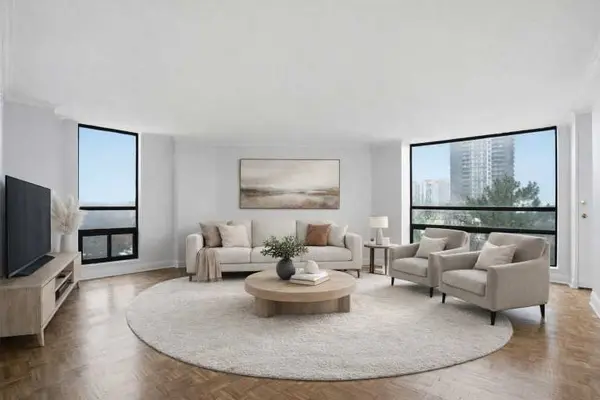 222 JACKSON ST W #606, Hamilton, ON L8P 4S5