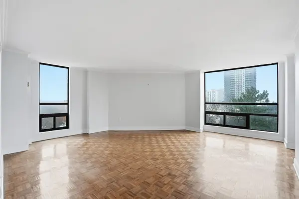 222 JACKSON ST W #606, Hamilton, ON L8P 4S5