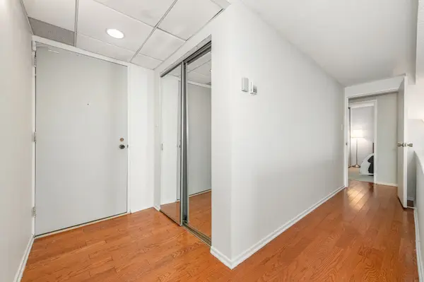 373 LAURIER AVE E #906, Lower Town - Sandy Hill, ON K1N 8X6