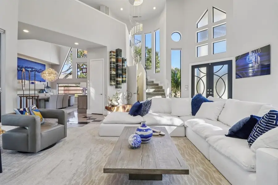 5801 Dove Creek Lane, Plano, TX 75093