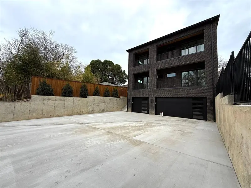 3624 N Fitzhugh Avenue, Dallas, TX 75204