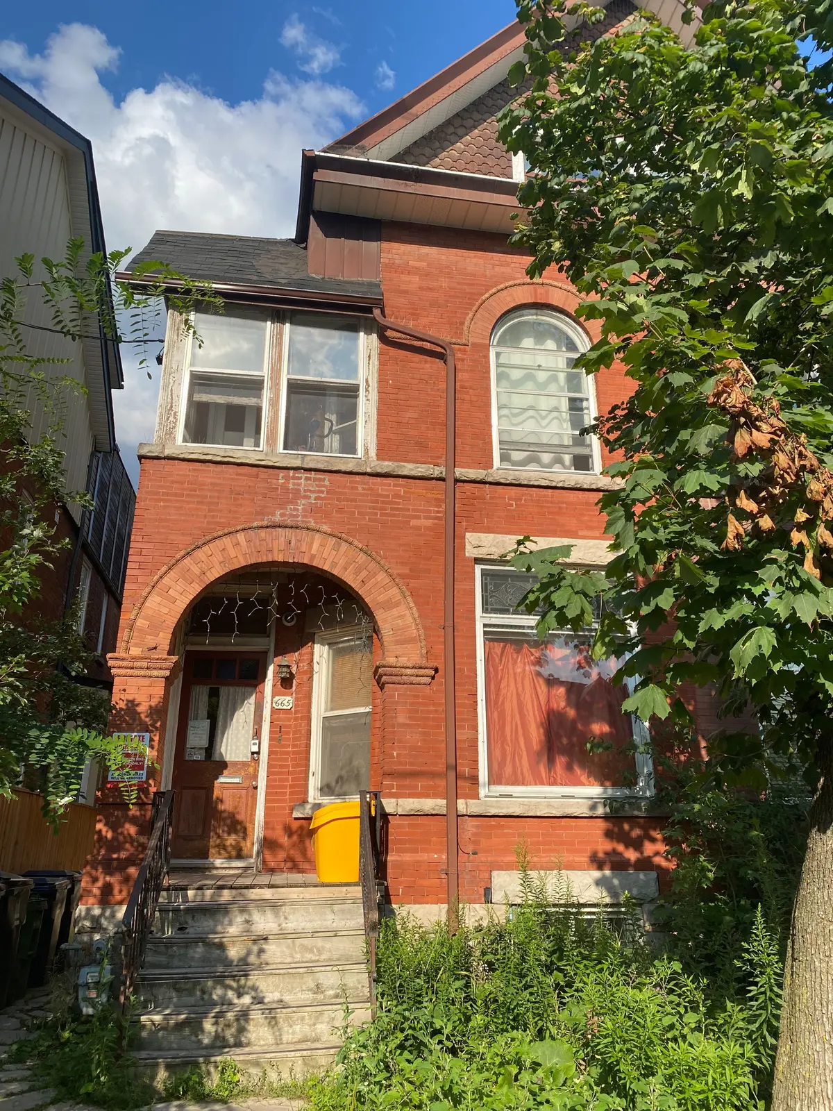 665 Dovercourt RD #Apt 3, Toronto C01, ON M6H 2W5