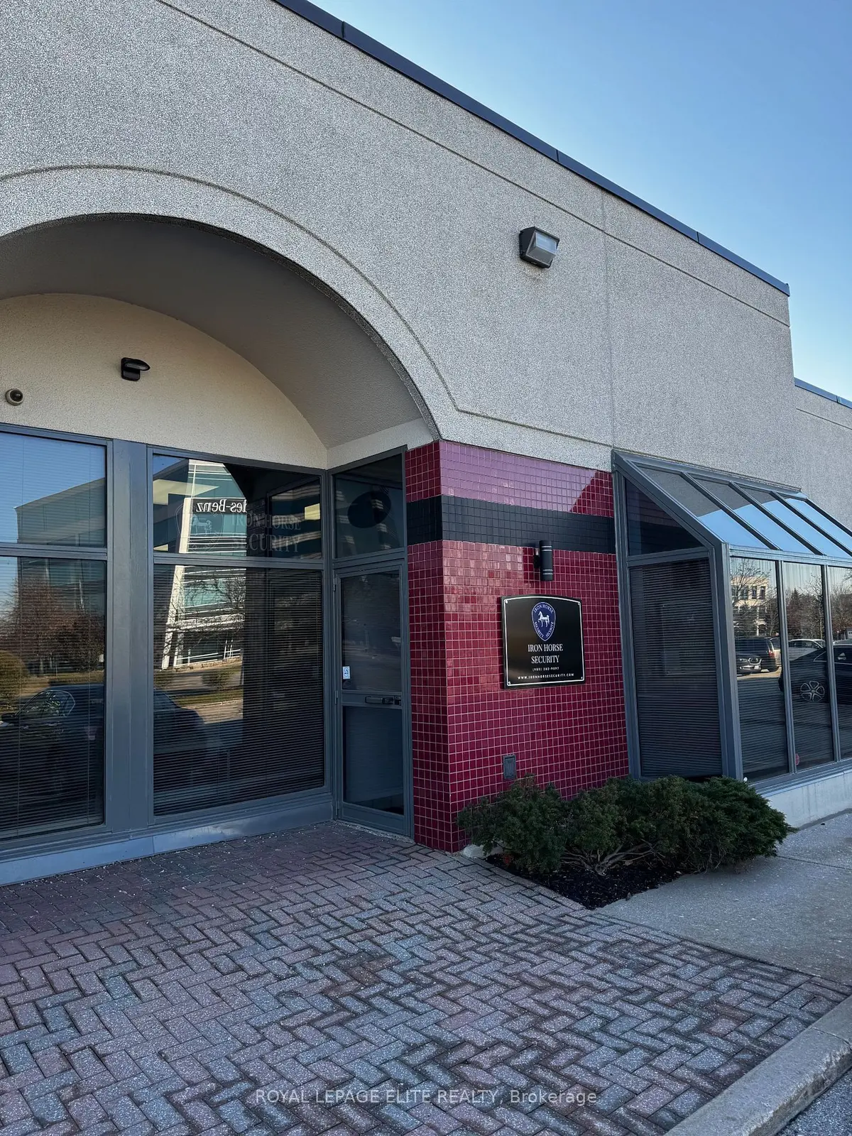 5160 Explorer DR #9, Mississauga, ON L4W 4T7