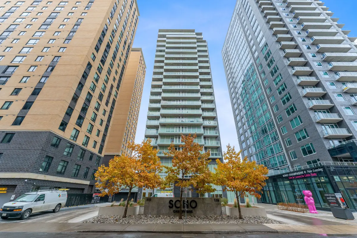 111 Champagne AVE S #401, Dows Lake - Civic Hospital And Area, ON K1S 5V3