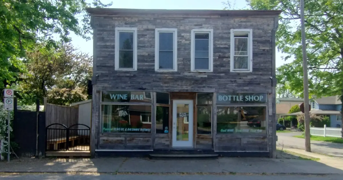 301 Derby RD, Fort Erie, ON L0S 1B0