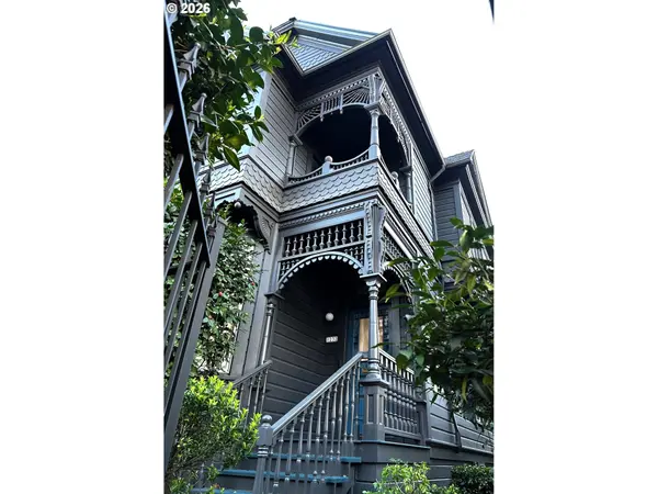 1232 SE BELMONT ST, Portland, OR 97214