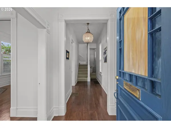 1232 SE BELMONT ST, Portland, OR 97214