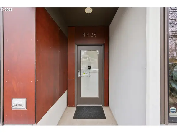 4426 SE HAWTHORNE BLVD #102, Portland, OR 97215
