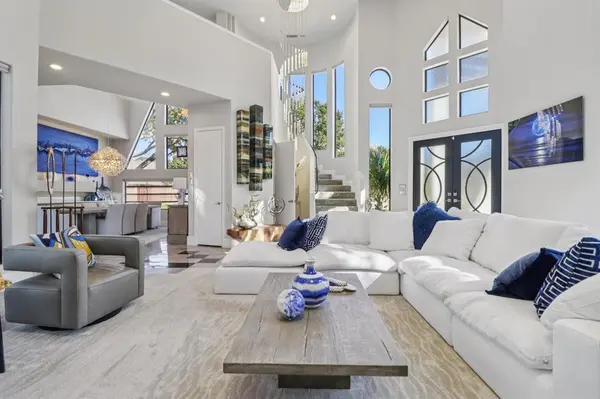 5801 Dove Creek Lane, Plano, TX 75093