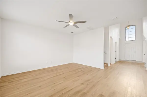 2021 Brook Meadow Drive, Forney, TX 75126