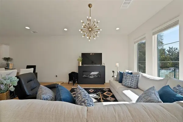 336 Nursery Lane, Fort Worth, TX 76114