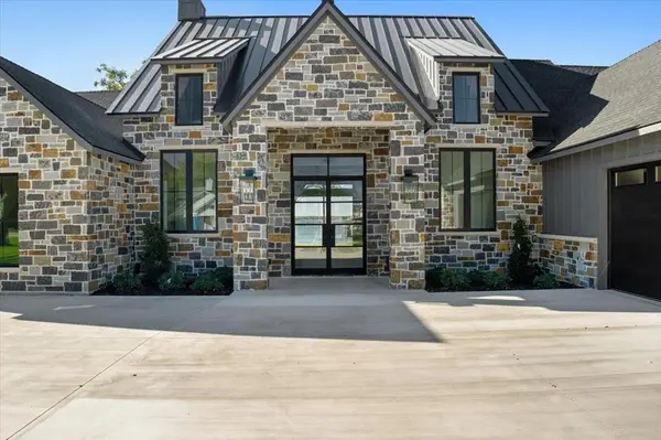 1194 The Shores Drive, Corsicana, TX 75109