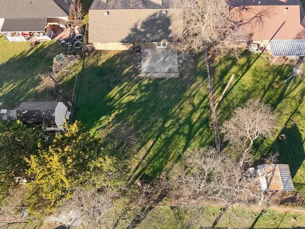 706 Hill City Drive, Duncanville, TX 75116