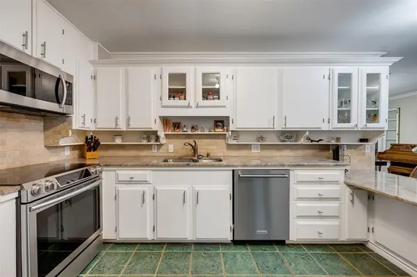 23126 J E B Circle, Frankston, TX 75763