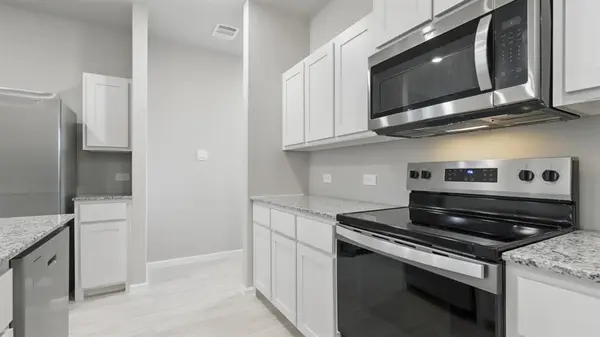 3032 PECAN FARM Lane, Fort Worth, TX 76140