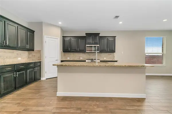 1102 Tiburon Trail, Cleburne, TX 76033