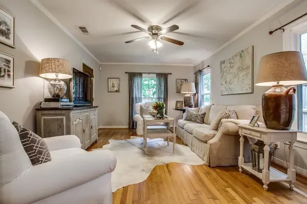 6043 Llano Avenue, Dallas, TX 75206