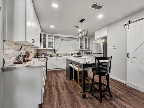 6455 El Toro Court, Fort Worth, TX 76133