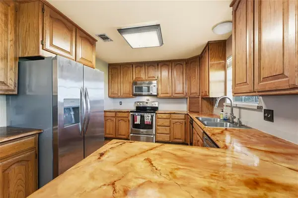 14529 County Road 511, Venus, TX 76084