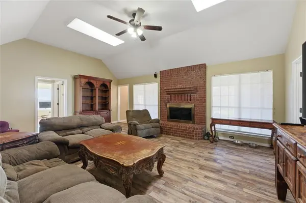 14529 County Road 511, Venus, TX 76084