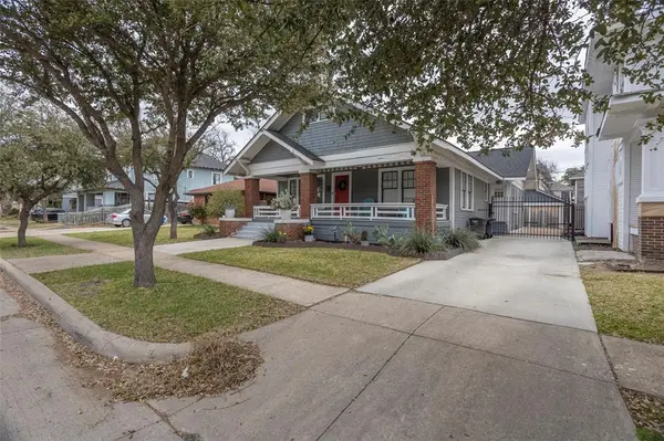 1421 S Adams Street, Fort Worth, TX 76104