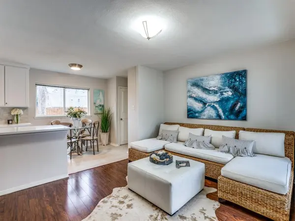 819 Kingswood Avenue, Richardson, TX 75080