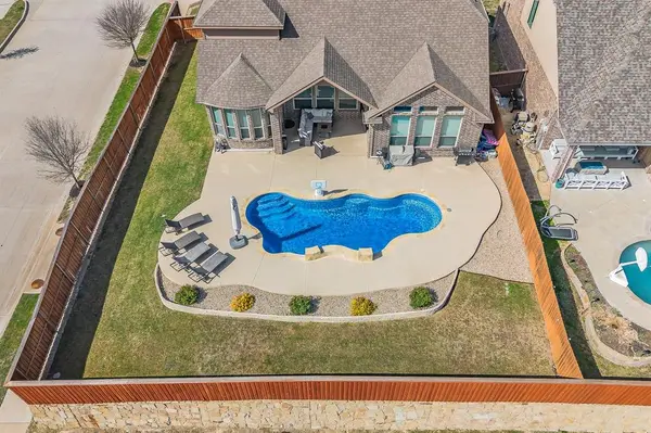 200 Welch Folly Lane, Aledo, TX 76008