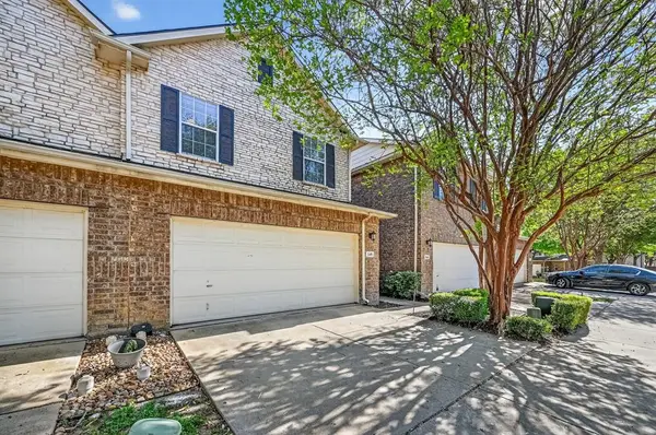 248 Turnberry Lane, Lewisville, TX 75067