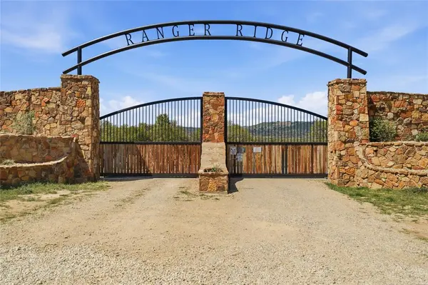 12 Crocket Valley Court, Strawn, TX 76475