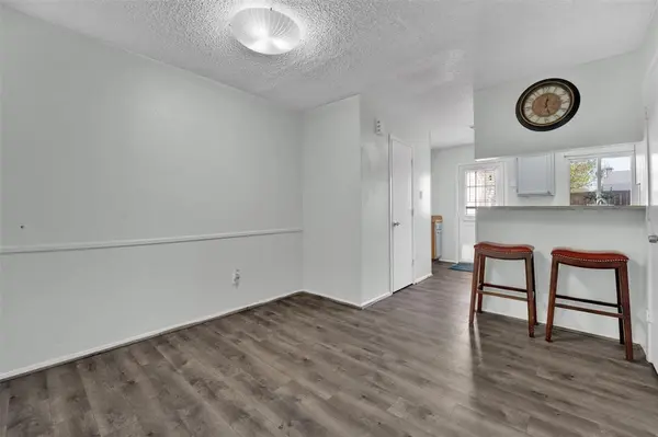 641 Carriagehouse Lane #7, Garland, TX 75040