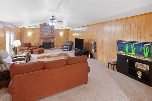 1129 Cloverdale Drive, Shreveport, LA 71118