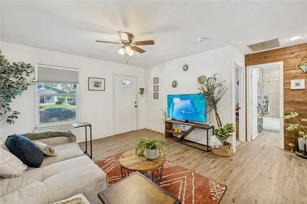 1212 E Jessamine Street, Fort Worth, TX 76104