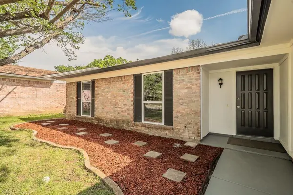 228 Blair Lane, Arlington, TX 76014