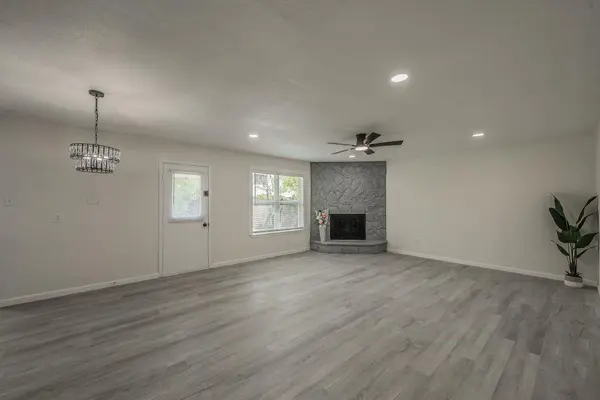 228 Blair Lane, Arlington, TX 76014