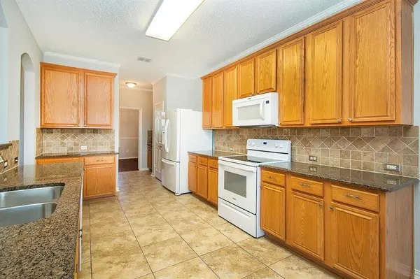 406 Leameadow Drive, Allen, TX 75002