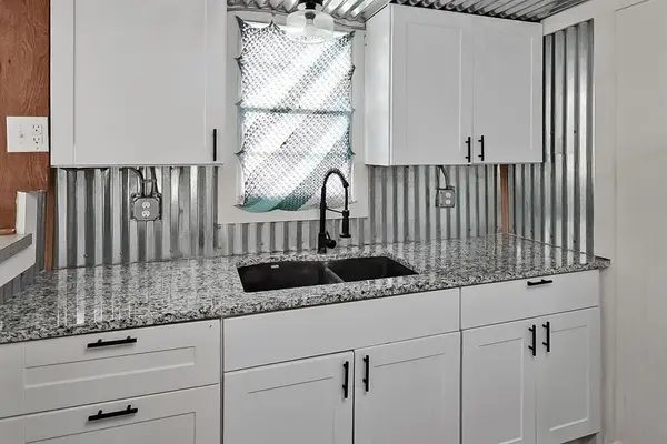 265 W Shirley Street, Stephenville, TX 76401