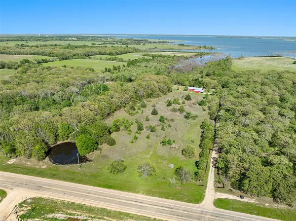 320 Fm 897, Telephone, TX 75488