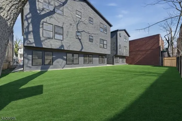 132 N 17Th St, East Orange City, NJ 07017