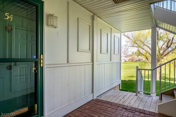 54 Lindsey Ct #54, Franklin Twp., NJ 08823