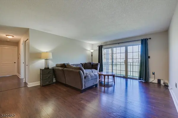 54 Lindsey Ct #54, Franklin Twp., NJ 08823