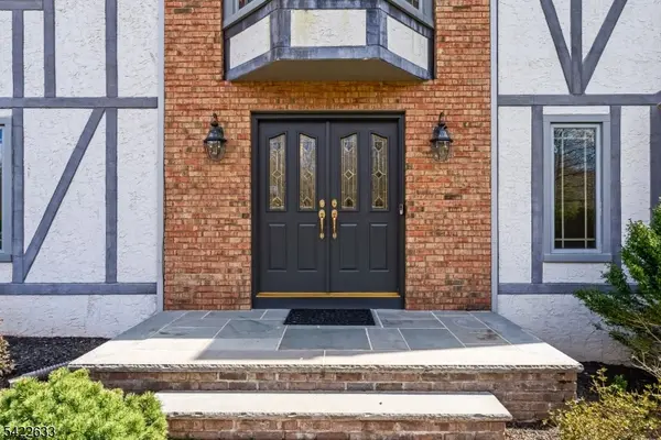 5 Darnay Rd, Morris Twp., NJ 07960