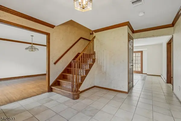 5 Darnay Rd, Morris Twp., NJ 07960