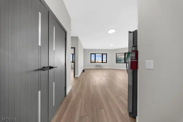 87 Mary St #505, Paterson City, NJ 07503