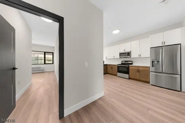 87 Mary St #506, Paterson City, NJ 07503