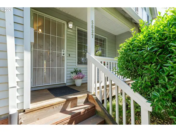 8637 N WILLAMETTE BLVD, Portland, OR 97203