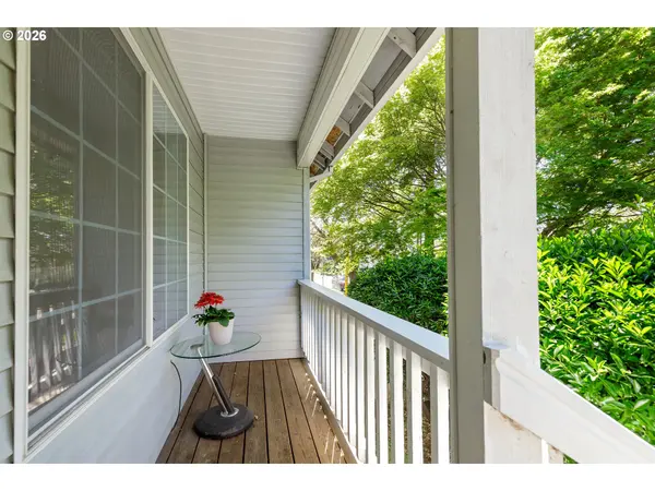 8637 N WILLAMETTE BLVD, Portland, OR 97203