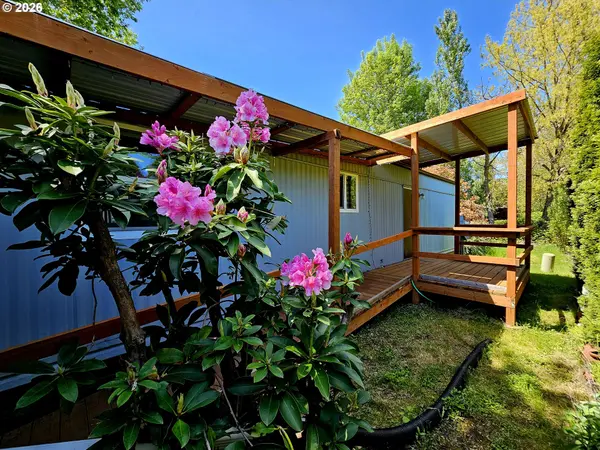 1905 WAVERLY DR #17, Albany, OR 97322