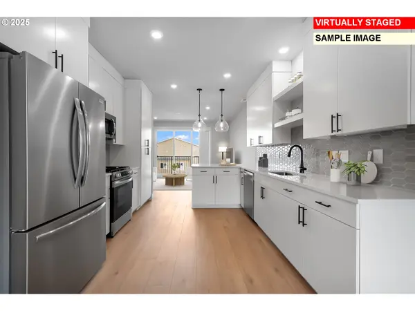 18620 SW SOLITUDE ST, Beaverton, OR 97007