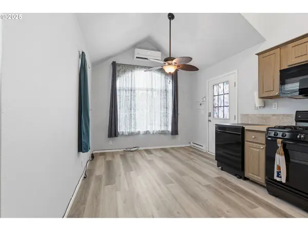 5990 SE KING RD #18, Milwaukie, OR 97222