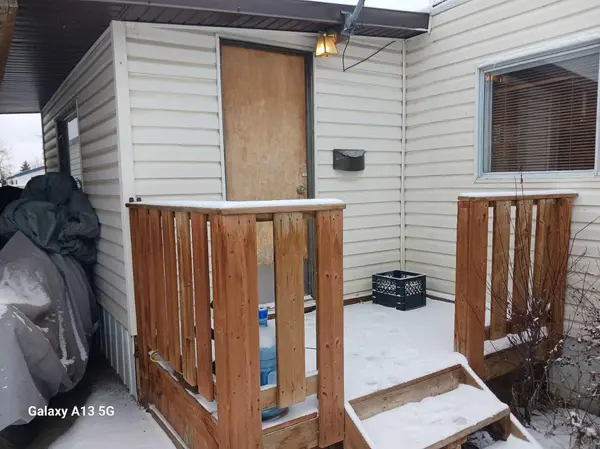 6834 59 AVE #120, Red Deer, AB T4P 1C9